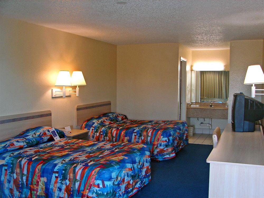 Motel 6-Lancaster, Tx - Desoto - Ланкастер Экстерьер фото